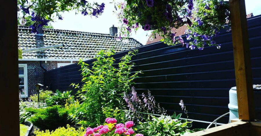 Bloemetjesgordijn #garden #flower #home...