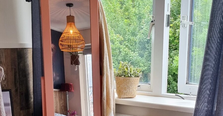 SUNDAY 

R A I N Y  D A Y S... S L O W  S T A R T 

Na zo'n mooie mei maand is dit toch wel even wennen dat wisselvallige weer 
Ik heb ook geen zin om...